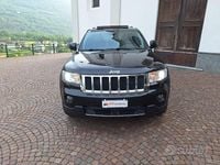 Usata Jeep Cherokee Overland 241 CV (177 kW) 2013 Nero SUV