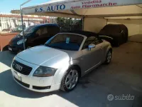 Usata Audi TT Roadster 225 CV (165 kW) 2001 Grigio Cabrio