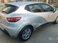 Usata Renault Clio IV Intens 90 CV (66 kW) 2019 Grigio Berlina