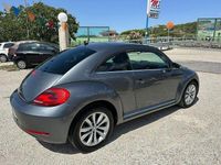 Usata VW Beetle Design 140 CV (102 kW) 2012 Grigio Utilitaria
