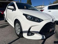 Usata Toyota Yaris Hybrid Active 92 CV (67 kW) 2022 Super white Berlina