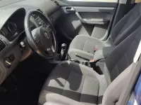 Usata VW Touran Comfortline 105 CV (77 kW) 2011 Blu/azzurro Monovolume