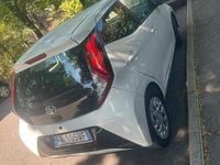 Brugt Toyota Aygo 72 HK (52 kW) 2018 Hvid Hatchback