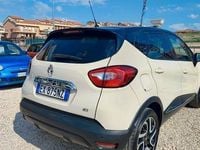 Usata Renault Captur 90 CV (66 kW) 2014 Beige SUV