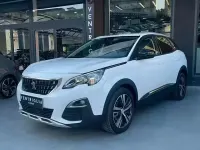 Usata Peugeot 3008 Allure 131 CV (96 kW) 2019 Bianco SUV