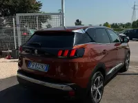 Usata Peugeot 3008 Allure 131 CV (96 kW) 2019 Marrone SUV