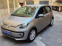 Usata VW up! high up! 75 CV (55 kW) 2013 Grigio Utilitaria
