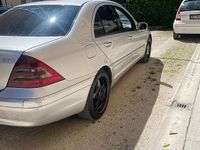 Usata Mercedes C200 Elegance 116 CV (85 kW) 2002 Berlina
