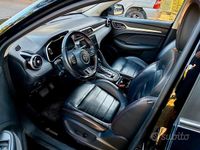 Usata MG ZS Luxury 111 CV (81 kW) 2022 Nero Berlina