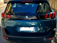 Usata Peugeot 5008 120 CV (88 kW) 2019 Verde SUV