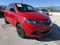 Usata Lancia Ypsilon Silver 69 CV (50 kW) 2021 Rosso Utilitaria