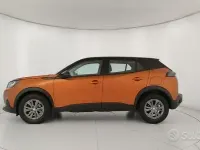 Usata Peugeot 2008 Active 110 CV (80 kW) 2022 Arancione SUV