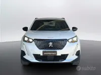 Usata Peugeot 2008 Allure 131 CV (96 kW) 2023 Bianco SUV