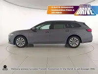 Usata Skoda Superb Selection 150 CV (110 kW) 2025 Grigio graphite metallizzato Station wagon