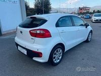 Usata Kia Rio Active 75 CV (55 kW) 2016 Bianco Utilitaria