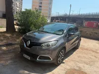 Usata Renault Captur 90 CV (66 kW) 2015 Grigio SUV