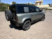 Usata Land Rover Defender SE Dynamic 200 CV (147 kW) 2024 SUV