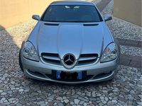 Usata Mercedes SLK200 163 CV (119 kW) 2005 Grigio Cabrio