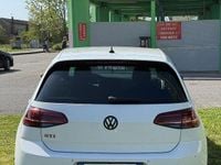 Begagnad VW Golf VIII GTI 245 HK (180 kW) 2022 Vit Sedan
