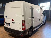Usata Renault Master 136 CV (100 kW) 2023 Bianco Monovolume