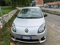 Usata Renault Twingo LE 58 CV (42 kW) 2010 Argento Utilitaria