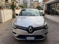 Usata Renault Clio IV Intens 90 CV (66 kW) 2019 Grigio Utilitaria