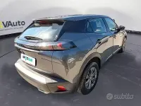 Usata Peugeot 2008 Active 131 CV (96 kW) 2022 Grigio SUV