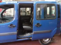 Usata Fiat Doblò Dynamic 77 CV (56 kW) 2007 Bluazzurro Monovolume