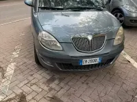 Usata Lancia Ypsilon 80 CV (58 kW) 2004 Grigio Utilitaria
