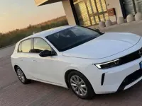 Usata Opel Astra Edition 110 CV (80 kW) 2023 Utilitaria