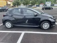 Usata Toyota Yaris Hybrid Active 92 CV (67 kW) 2024 Nero Berlina