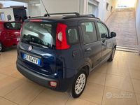 Usata Fiat Panda Lounge 74 CV (54 kW) 2014 Blu Utilitaria