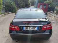 Gebraucht Mercedes E250 Avantgarde 204 PS (150 kW) 2011 Schwarz Coupé