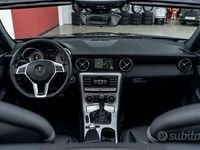 Usata Mercedes SLK200 185 CV (136 kW) 2011 Grigio tenorite met. cod. 755 Cabrio