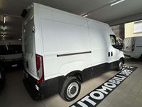Usata Iveco 35.12 116 CV (85 kW) 2020 Bianco Furgone