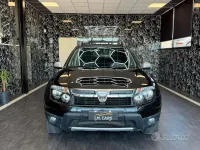 Usata Dacia Duster Lauréate 110 CV (80 kW) 2011 Nero SUV