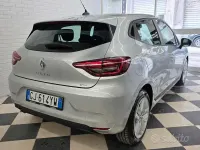 Usata Renault Clio V Zen 91 CV (66 kW) 2022 Grigio Berlina