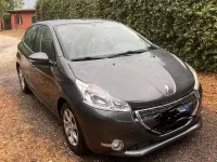 Usata Peugeot 208 82 CV (60 kW) 2014 Grigio Utilitaria