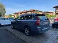 Usata Volvo XC90 Core 235 CV (172 kW) 2023 Grigio SUV