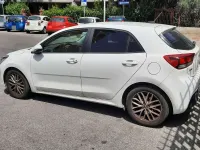 Usata Kia Rio 90 CV (66 kW) 2017 Bianco Berlina