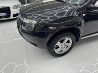 Usata Dacia Duster Lauréate 105 CV (77 kW) 2012 Nero SUV