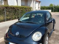 Usata VW New Beetle 105 CV (77 kW) 2008 Nero Utilitaria
