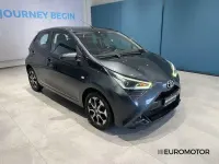Usata Toyota Aygo 72 CV (52 kW) 2020 Grigio Utilitaria