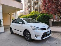 Usata Toyota Verso 132 CV (97 kW) 2013 Bianco Monovolume