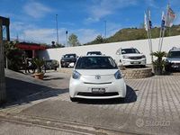 Usata Toyota iQ Sol 67 CV (49 kW) 2009 Bianco Utilitaria