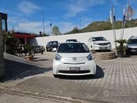 Usata Toyota iQ Sol 68 CV (50 kW) 2009 Bianco Utilitaria
