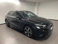 Usata Audi A3 Sportback e-tron Comfort 204 CV (150 kW) 2024 Nero mythos metallizzato Utilitaria