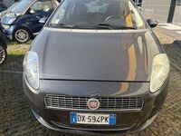 Usata Fiat Grande Punto Dynamic 65 CV (47 kW) 2009 Grigio Utilitaria