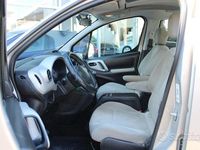 Usata Peugeot Partner Tepee 92 CV (67 kW) 2011 Grigio Monovolume