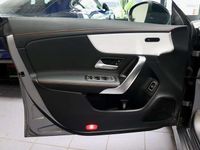 Usata Mercedes CLA200 163 CV (119 kW) 2019 Grigio Coupé